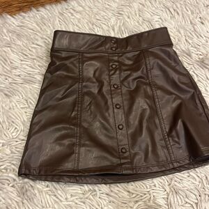 Abercrombie Kids brown faux leather skirt - size 9/10